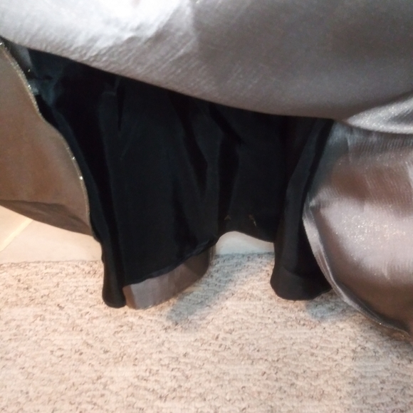 Monique Lhuillier Strapless Sparkly Bronze Lame´ Beaded Waist Evening Gown - Picture 13 of 16